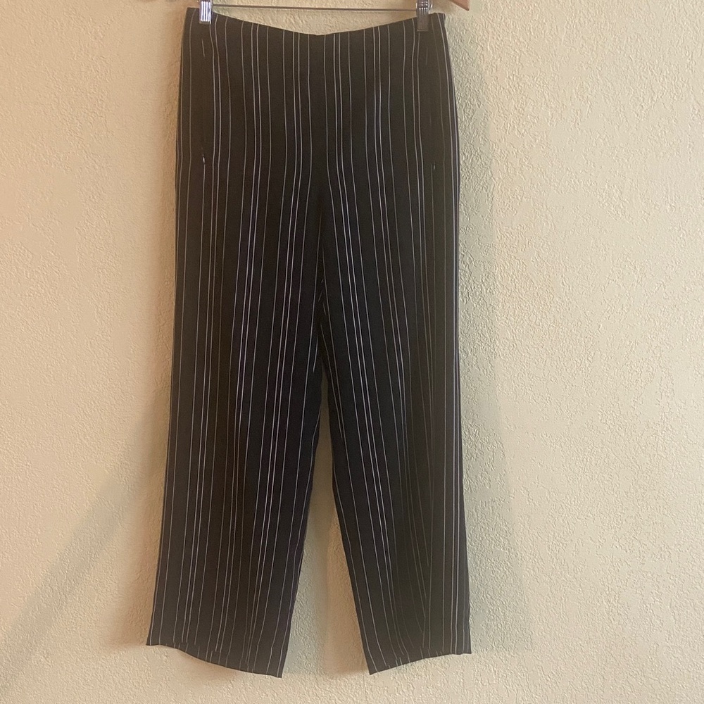 Tahari black with gold striped wide leg Pants